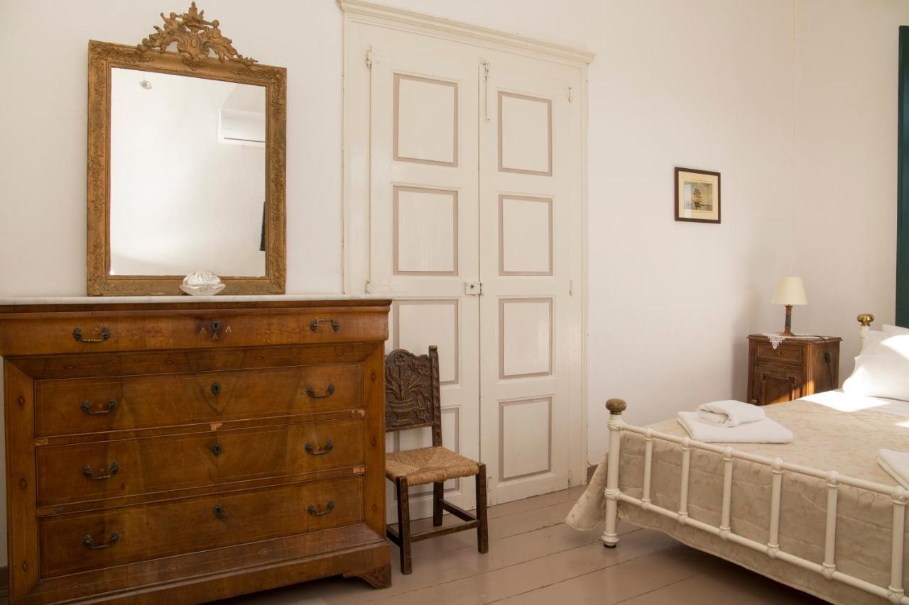 Villa 1861 Mansion Spetses Esterno foto