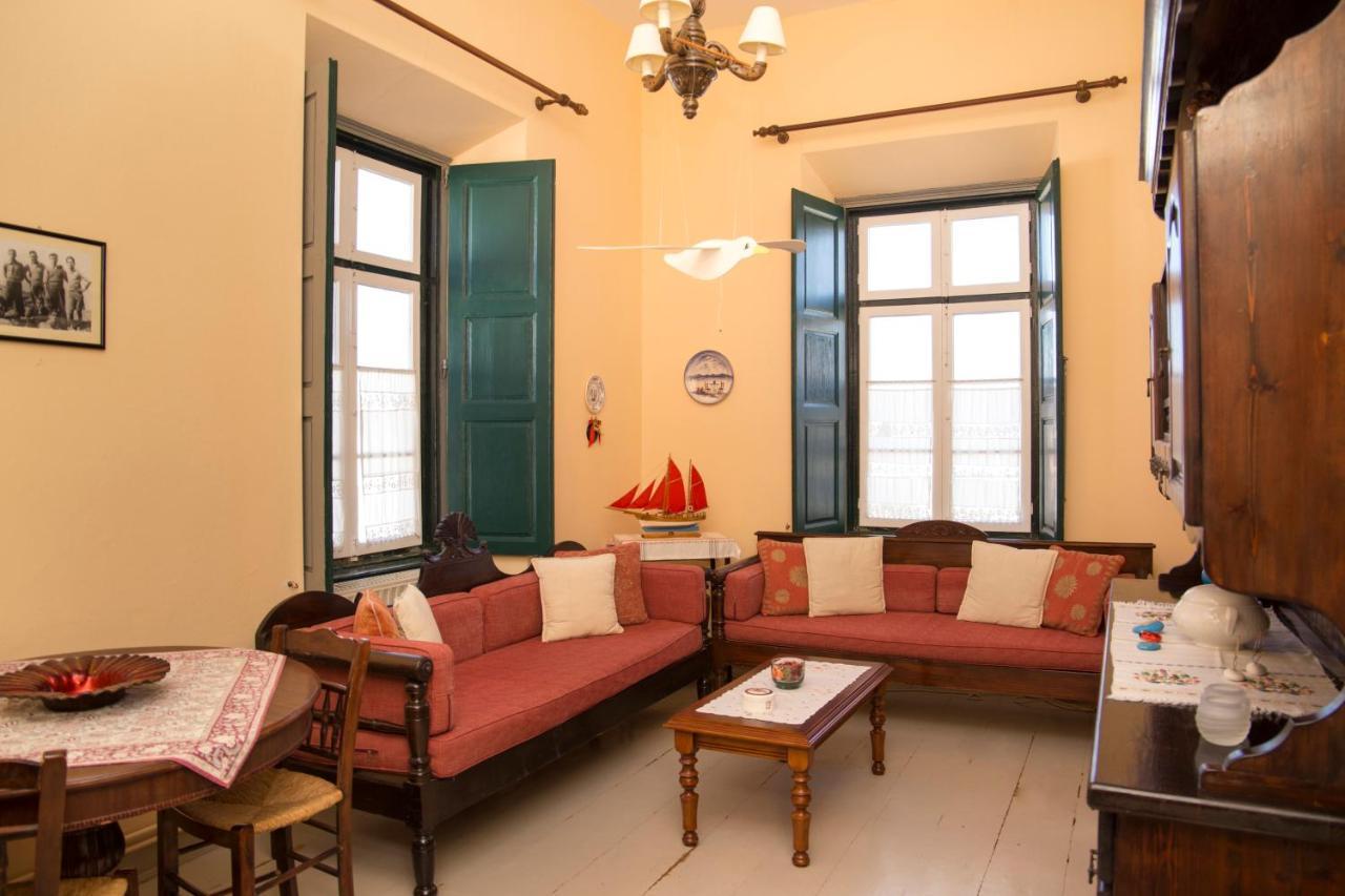Villa 1861 Mansion Spetses Esterno foto