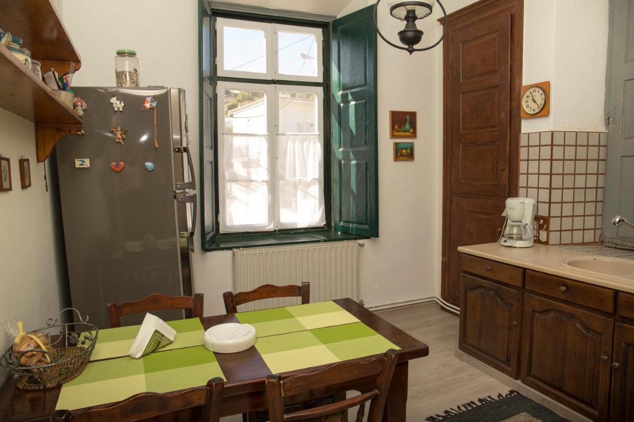 Villa 1861 Mansion Spetses Esterno foto